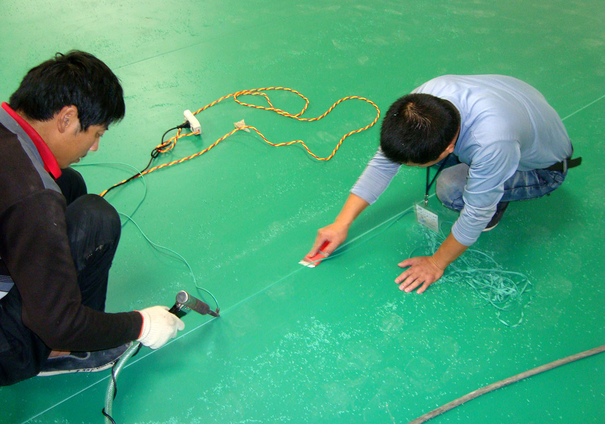 PVC防静电地板介绍和铺装施工步骤